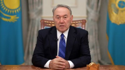 Бившият президент на Казахстан заразен с COVID-19