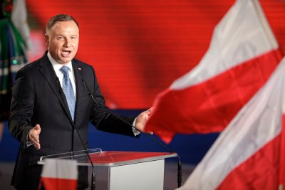 Рекордна избирателна активност в Полша