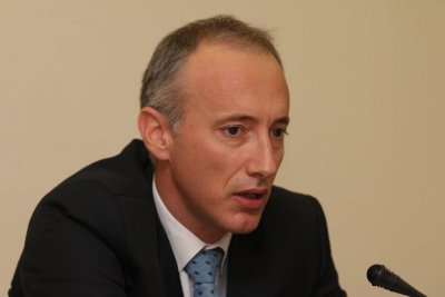 Изненада! Новата учебна година започва „на живо”