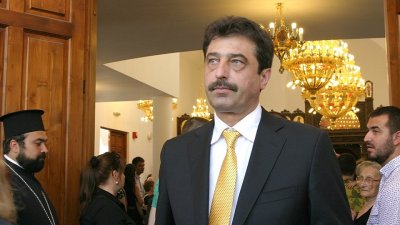 Бавене на процеса: Цветан Василев иска смяна на съдебния състав по делото КТБ