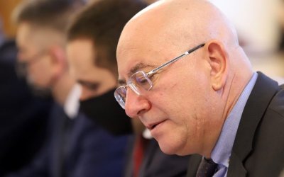 Емил Димитров: Очаквам правителството да изкара още 9 месеца мандат