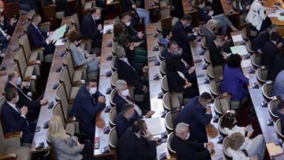 Депутатите ще обсъдят промени в Закона за ветеринарномедицинската дейност
