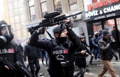 Турция арестува 250 служители на МВнР