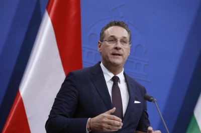 Австрийският вицеканцлер хвърли оставка