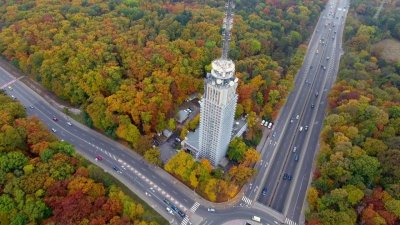 ТВ кулата със свободен достъп за посетители