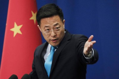 Пекин: Франция лъже за уйгурите