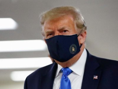 Доналд Тръмп се уплаши от коронавируса 