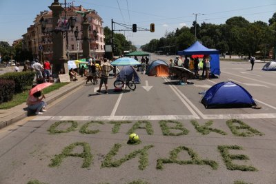 "Орлов мост" и бул. "Цар Освободител" остават блокирани