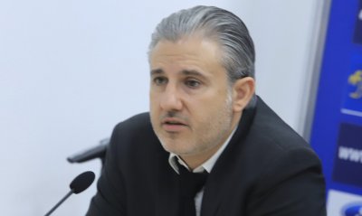 Намаляват три пъти месечния бюджет на Левски