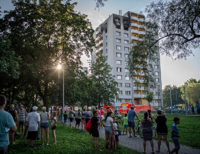 Поне 11 трупа, сред тях 3 деца, при адски огън в Чехия