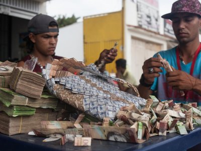 Венецуела e с 4000% инфлация