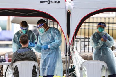Австралия с 25 починали от коронавируса за денонощие
