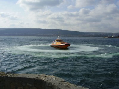 КОШМАР: Моряк се удави при тренировка в Бургас