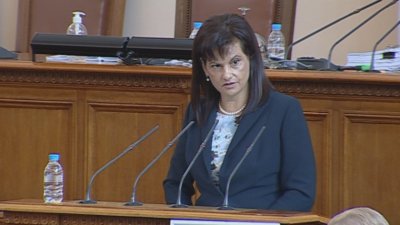 Дариткова: ГЕРБ няма да насъсква българи срещу българи