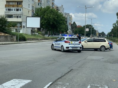 Кошмар ала „Милен Цветков”: Дрогиран летя през кръстовище в Пловдив