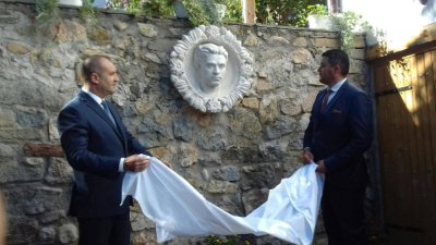 Президентът: Преди 135 г. дори политиците бяха на висотата на въжделенията на народа (ВИДЕО)