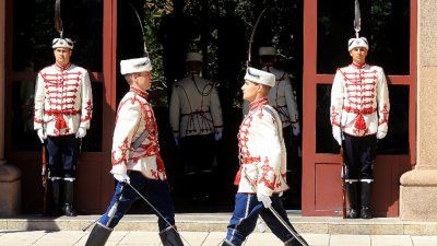 Тържествена смяна на гвардейския караул за Съединението