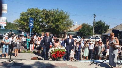 Валери Симеонов откри паметник на Хаджи Димитър в Украйна