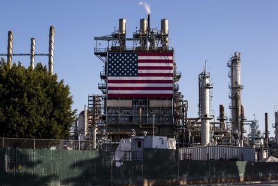 САЩ е най-големият купувач на руски нефт