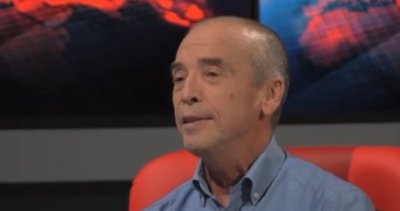 Доц. Мангъров: Провежда се социален експеримент