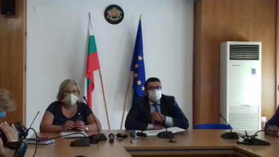 Закриват три училища в Смолянско