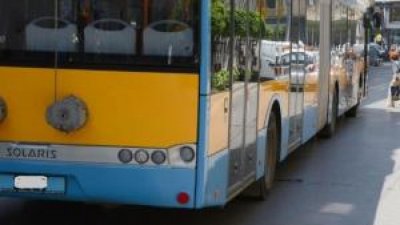 Kошмар: Тролей блъсна пешеходка в столицата 
