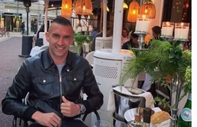 След скандала с ареста на Мартин Камбуров, футболистът разпуска в Кан