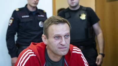 Банковите сметки на Навални са замразени