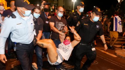 Десетки арестувани в Израел заради протест срещу COVID ограниченията
