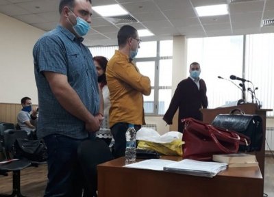 Инспектор от БАБХ призна през зъби, че са му дали подкуп