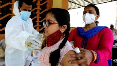 Случаите на коронавирус в Индия нараснаха до 6,3 милиона