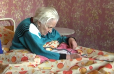 Зов за помощ! Да помогнем на изоставената баба Денка