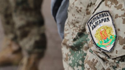 Парламентарната комисия по отбрана изслушва командири от армията
