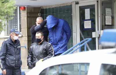 Убиецът на Милен Цветков обрал бензиностанция