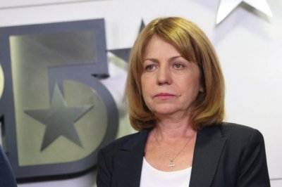 Фанкъдова още мисли да затворили ли баровете