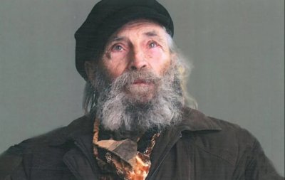 След сигнал на Lupa.bg: Вежди спасява художника на Левски