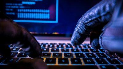 САЩ повдигнаха обвинения на шестима руски хакери