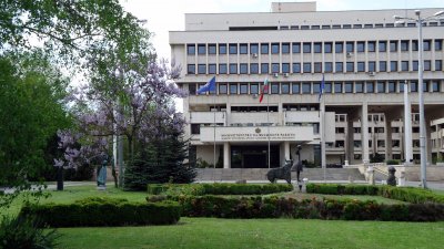 Външно: Искахме отлагане на "Трите морета" заради изборите