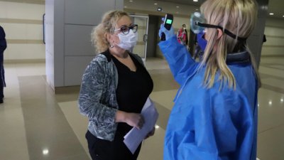 Предлагат да се мери температурата на клиентите в ресторантите