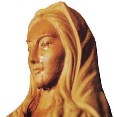 Дървена статуя на Богородица плаче и лекува