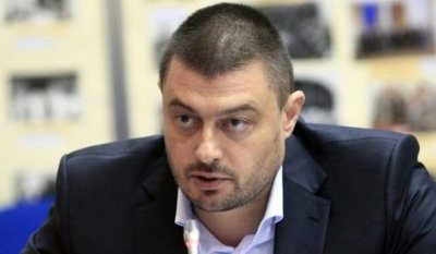 Бареков пребори вируса с вино и спорт, ще дарява плазма