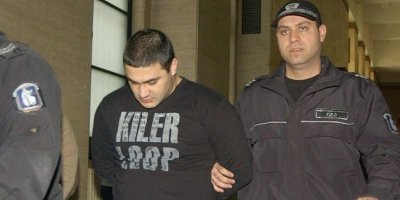 Отмъщение: Враг на Шумахера го прати в ареста
