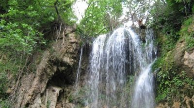 Осъдиха община за смъртта на туристи край Крушунските водопади