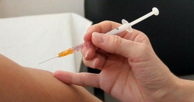 Създателите на ваксината на Pfizer: Препаратът е почти съвършен