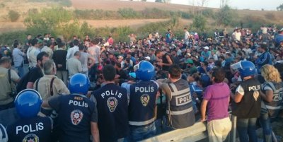 "Фронтекс": 19 700 бежанци са пресекли Западните Балкани 