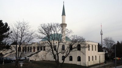 11 обвинени за планирани атаки срещу джамии в Германия