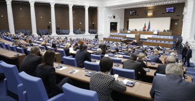 На първо четене: Депутатите гласуваха промените в здравния закон