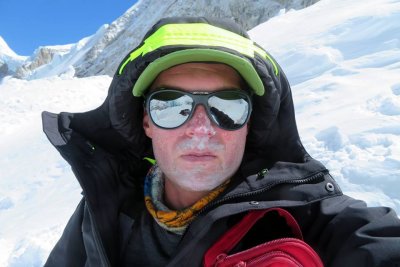 Погребват алпиниста Иван Томов на 9 юни