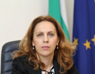 Николова: Демографските проблеми удрят по икономиката 