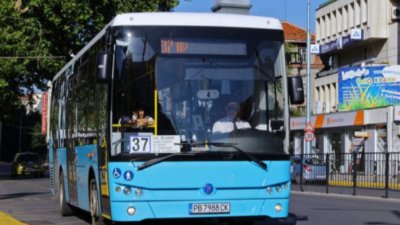 Заразно зло: Разреждат автобусите и в Пловдив